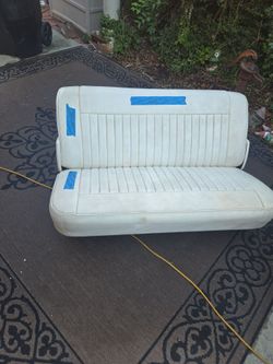 Bench seat