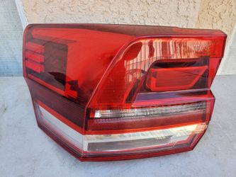 Volkswagen Atlas Tail Light 2018 2019 2020 OEM RH