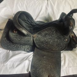 Horse Saddle 15” Beautiful Leather 