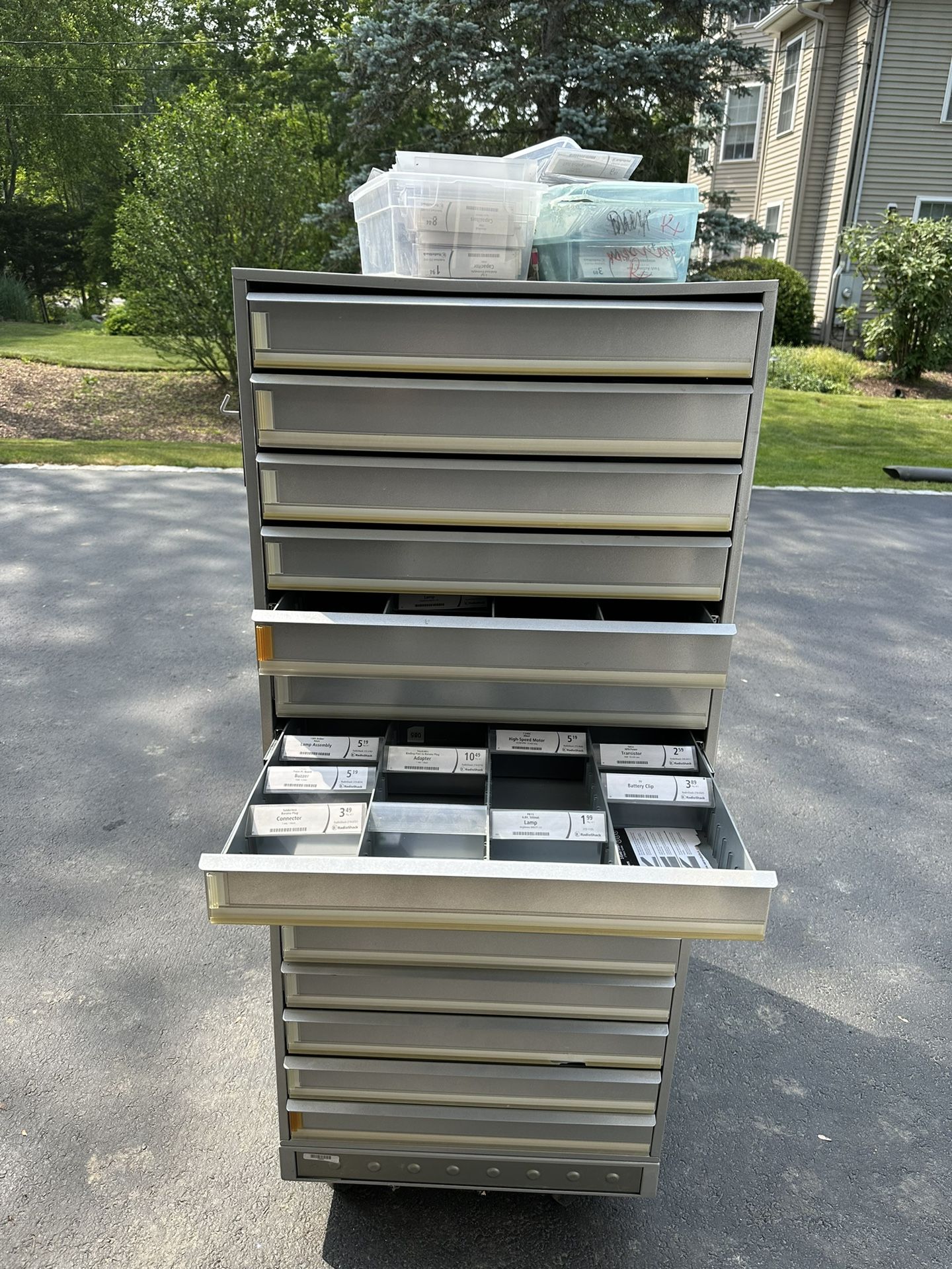 Metal Cabinet On Casters Radio shack