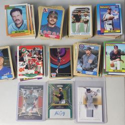 Sports Card Collection +250 Cards, Baseball , Basketball, Hockey 1980's-90's-Present 