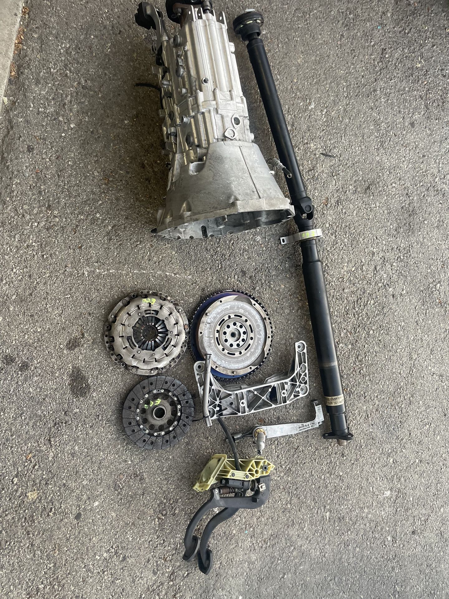 2004 to 2005 BMW 545i 550i N62 MANUAL TRANSMISSION 6 SPEED SWAP CONVERSION