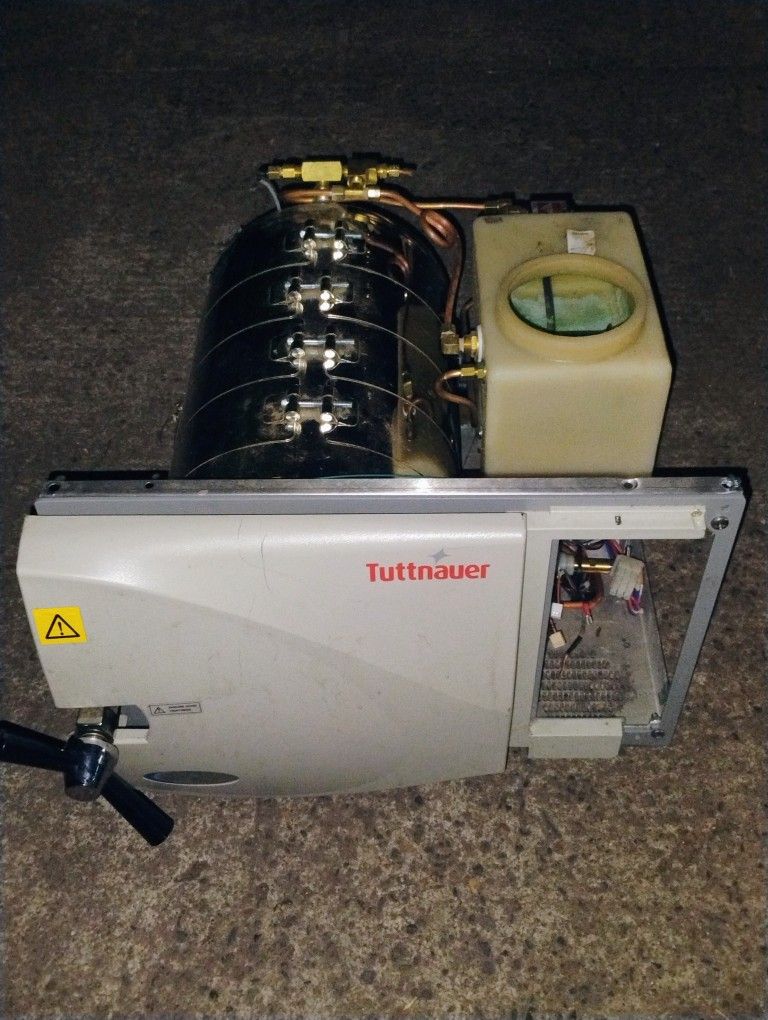 Tuttnauer EZ10 Autoclave For Part's Or Restoration