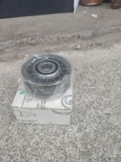 Belt Tensioner Idler Pulley – New in Box
