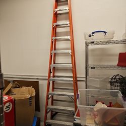 10 Foot Werner Fiberglass Ladder 