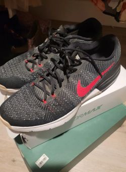 Nike Air max men's shoes size 13