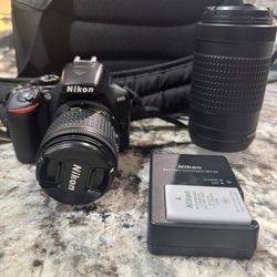 Nikon DS3500