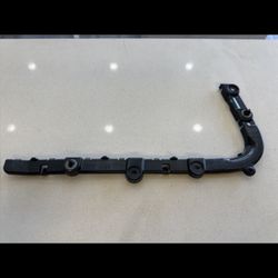 07-12 Nissan RR Bumper Bracket RH