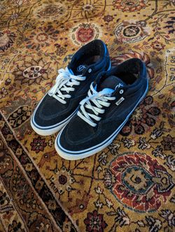 Vans Skateboard Tennis Shoes