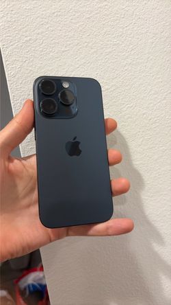 Apple iPhone 15 pro 128gb unlock no sim restrictions use any carrier paid off in full 100% battery