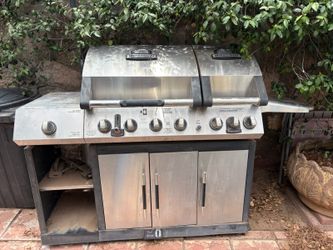 BRINKMANN BARBEQUE GRILL