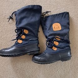 Ladies Snowmobile/Winter Boots, size 8