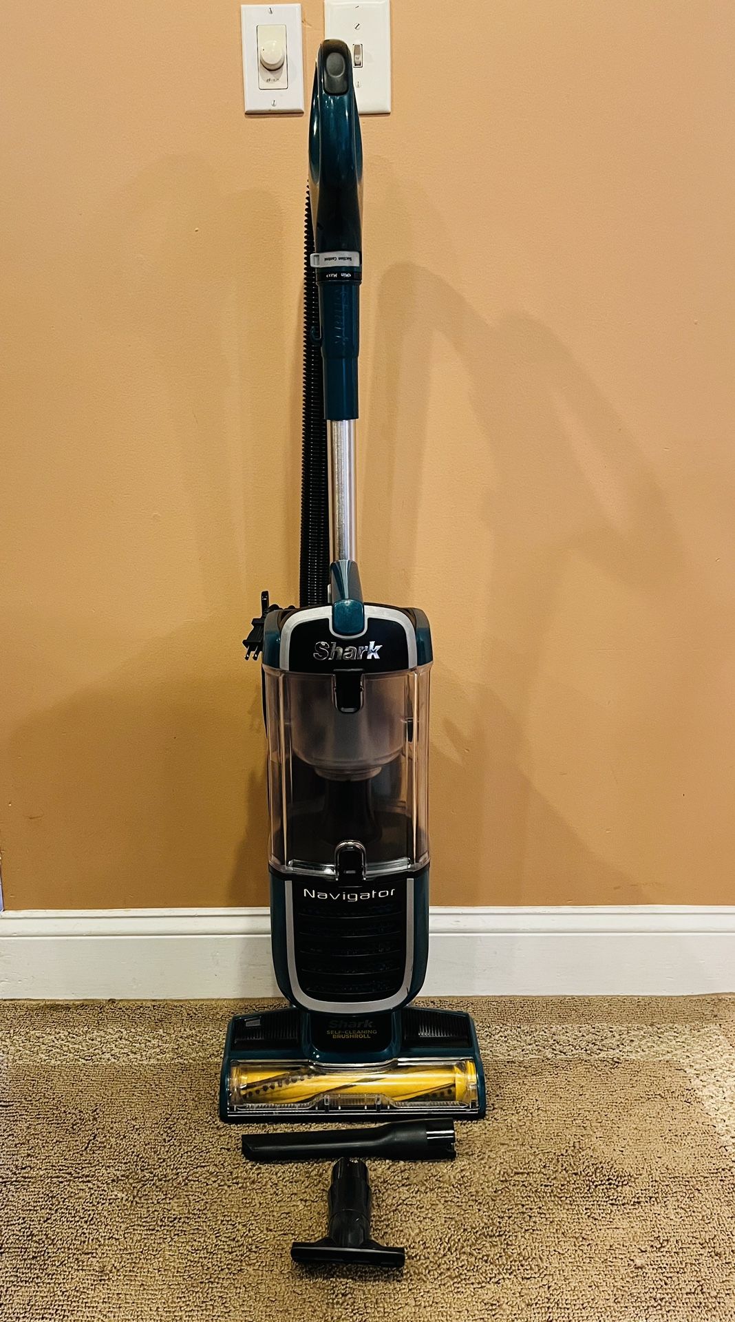 Shark Zero M Vacuum Cleaner