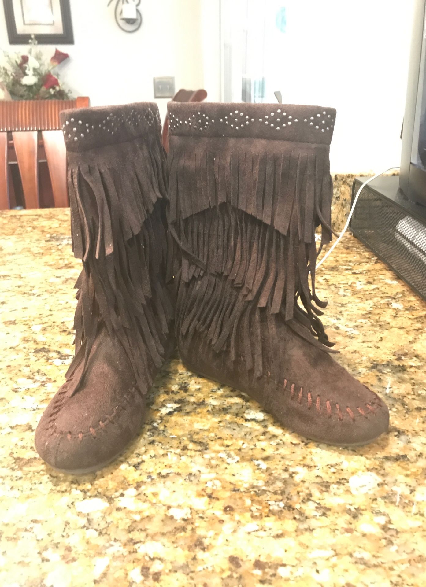 Girls brown fringe boots size 12