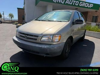 2000 Toyota Sienna