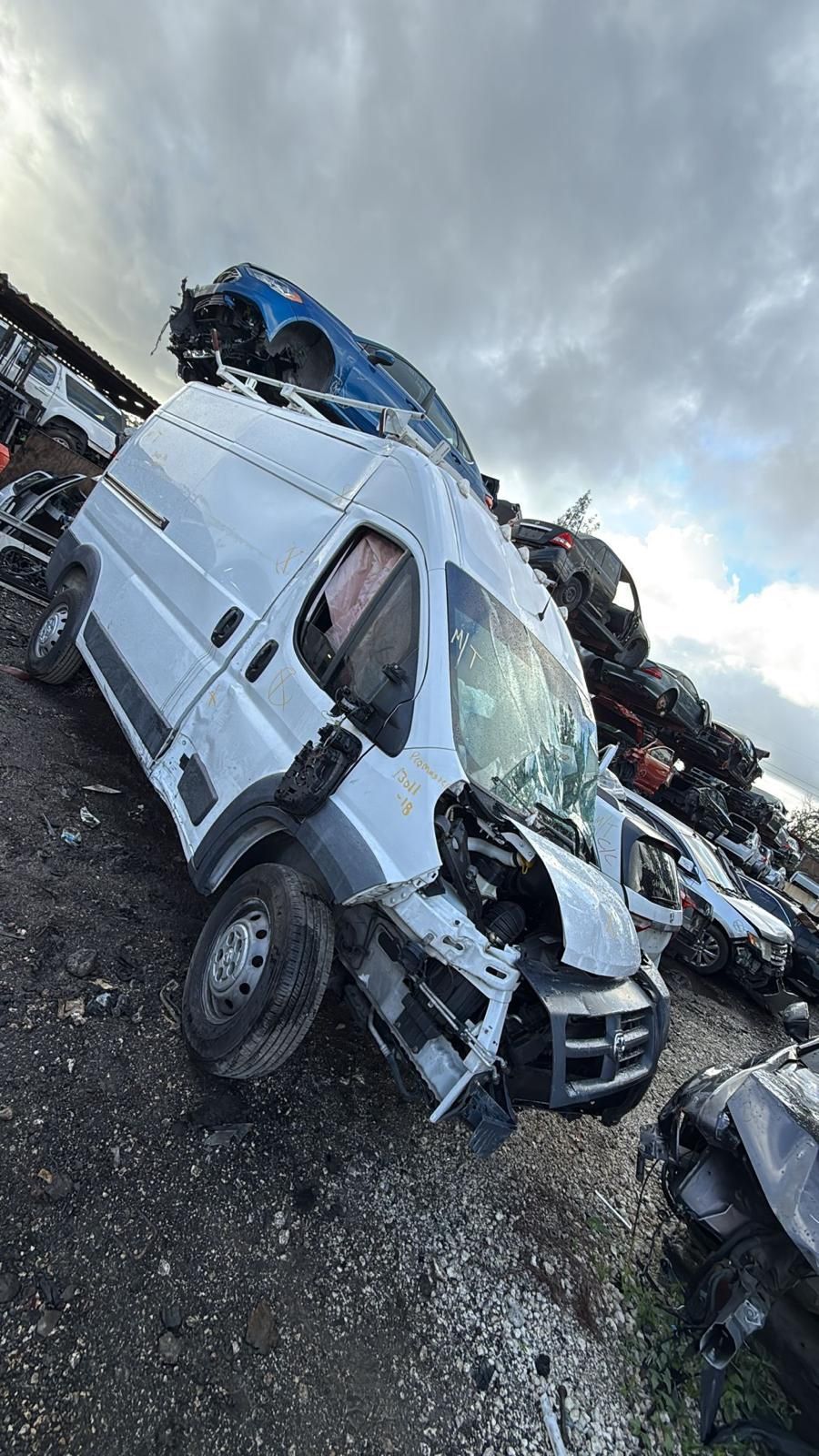 Dodge promaster 2500 (2018 Only Parts