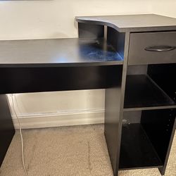 Black Desk