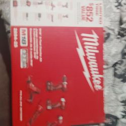 5 tool combo kit and sawzall