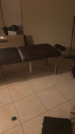Free - Massage Table