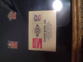 1985 Super Bowl Coca-Cola NFL collectors pin set