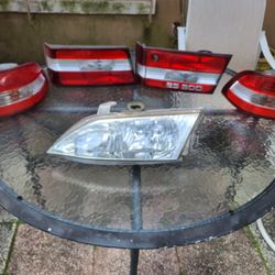 Lexes ES 300 Tail Light Set Plus 1 Headlight