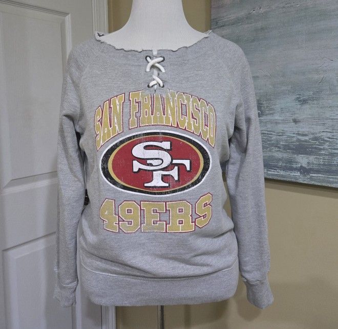 BRAND NEW WITH TAGS SZ LG 49ERS SWEATSHIRT 