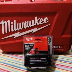 Milwaukee M18 Lithium HIGH OUTPUT XC 8.0 Ah Battery