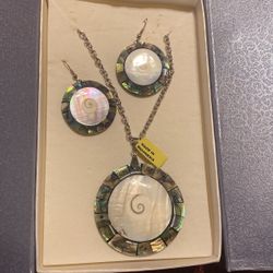 Necklace Earrings  Set