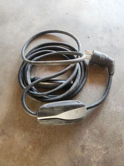 Tesla/North American Standard Car Charger
