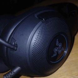 RAZER RGB Gaming Headset 