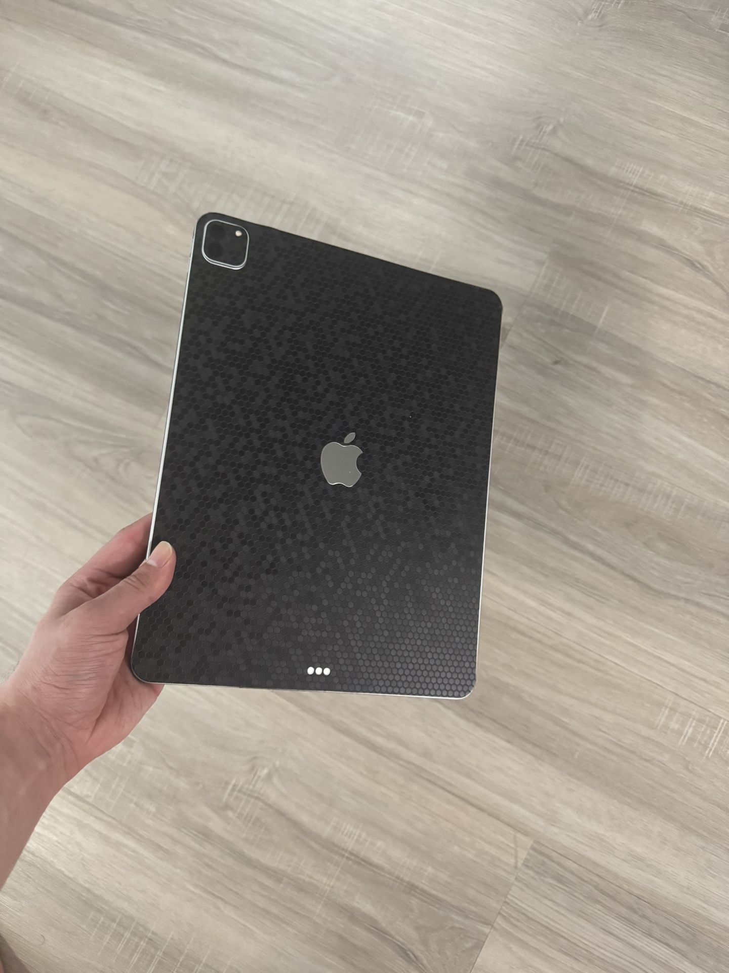 iPad Pro 12.9 inch with 512 GB (4th Gen)