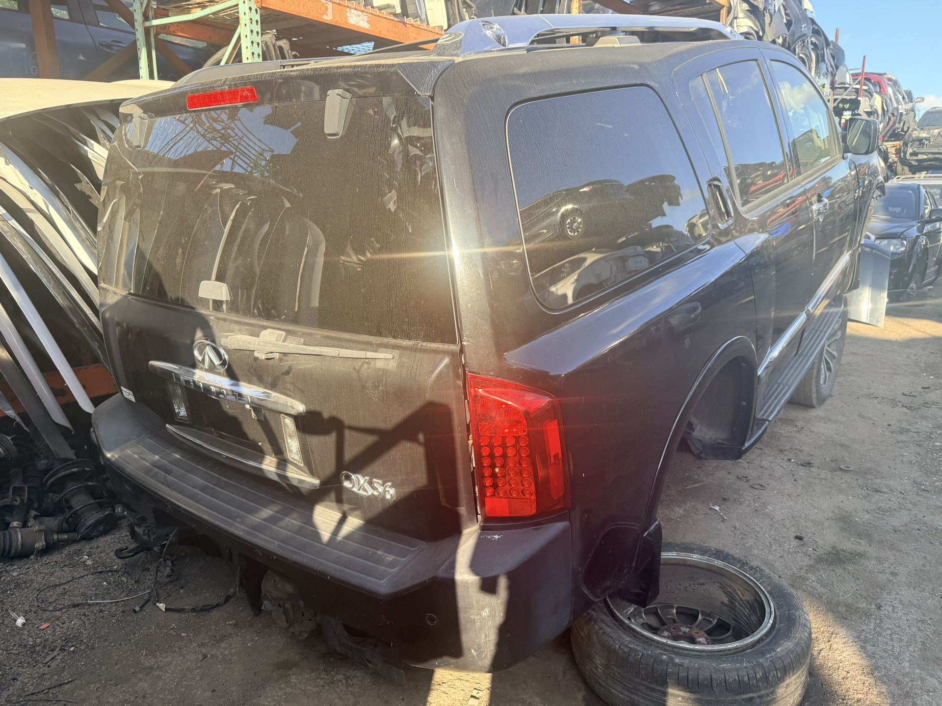 2007-2011 INFINITI QX56 For Part Only
