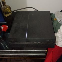 I Am Trying To Trade For An Xbox And Trying To Get Rid Of The PS4 And My Fortnite Account Is About $300 Worth Of Stuff