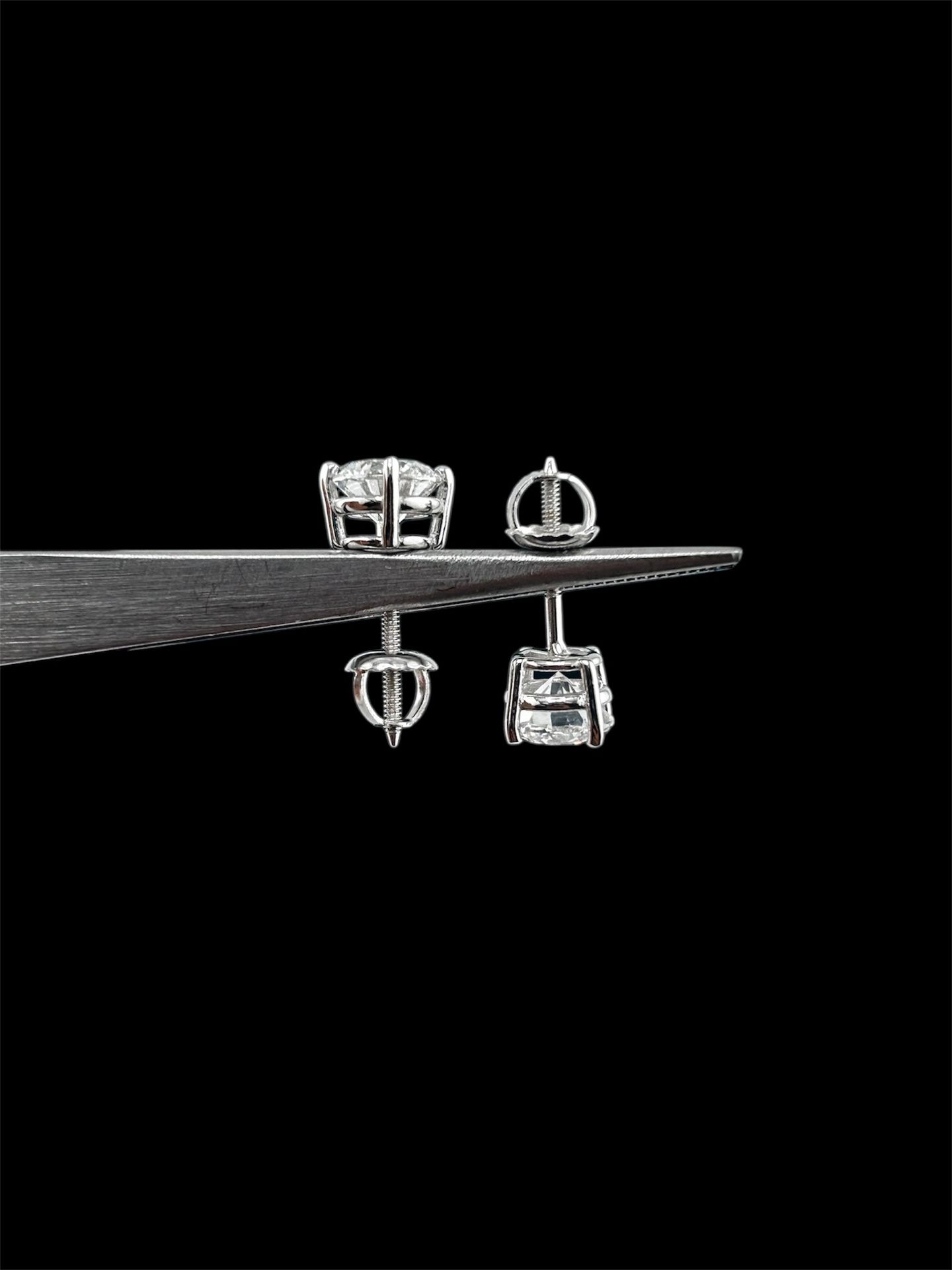 14k White Gold Screw Back Earrings