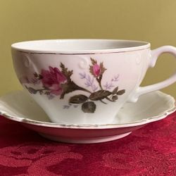 Vintage Moss Rose Teacup 2.25” H 3.5” W And Saucer 5” Across Made In Japan