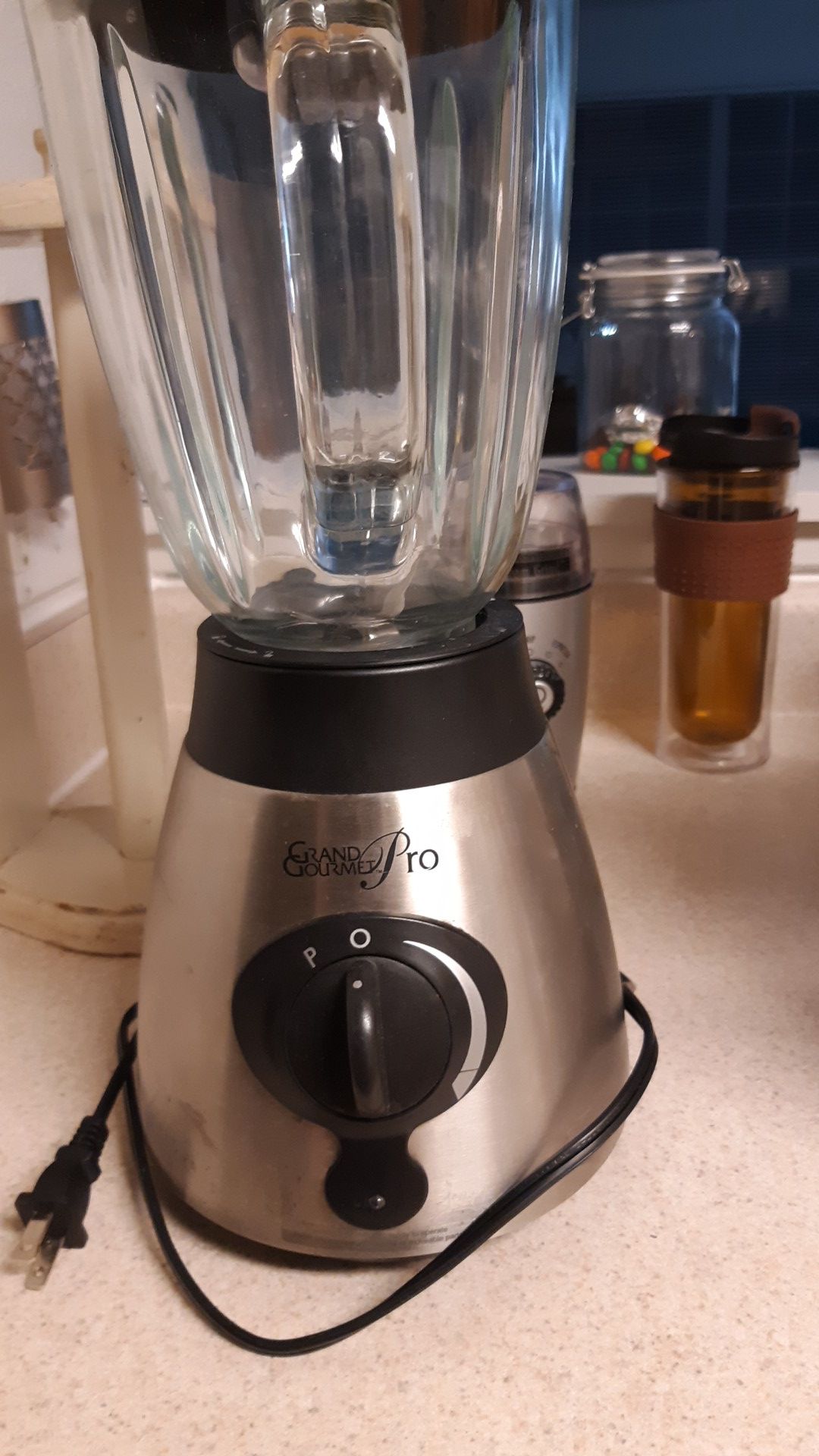 Blender Grand Gourmet Pro $10.00