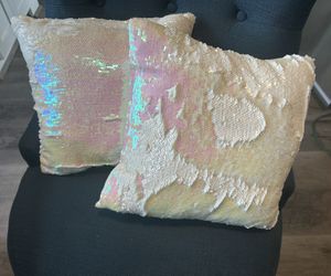 2 Sparkling ✨ Sequin pillows