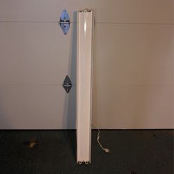 Lithonia Lighting 4-ft 2-Light Bright White Strip Light