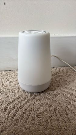 Hatch sound machine