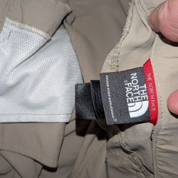 The North Face Size Medium Convertible Pants