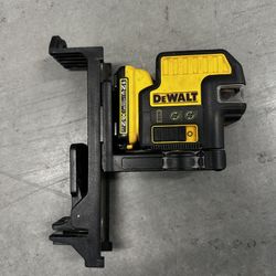 DEWALT 12V MAX 5 SPOT CROSS LINE GREEN LASER