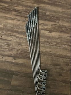 TaylorMade M6 irons with Golf Pride MCC Max grips