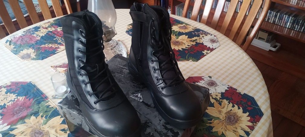 Nortiv8 Work boots. Black.