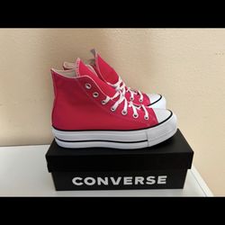 Women’s Converse Chuck Sneakers Size 9.5