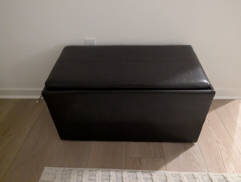 Ottoman/Bench/Coffee Table w/ Hidden Storage