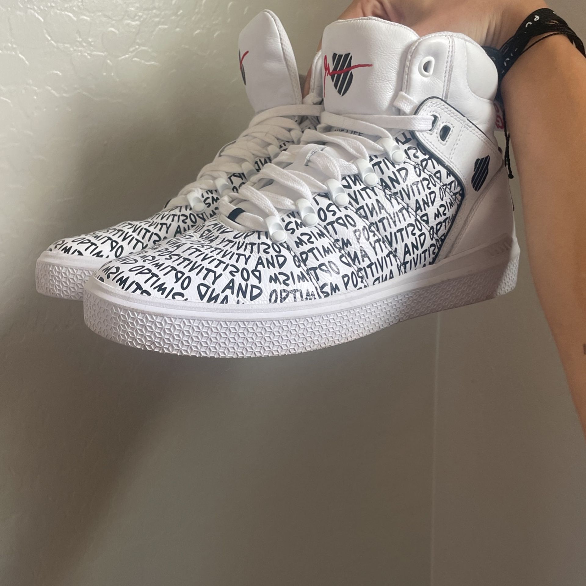 K swiss “Positivity and Optimism”