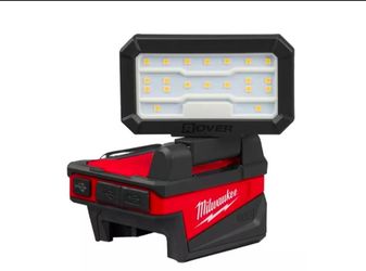 Milwaukee M18 compact rover top off light