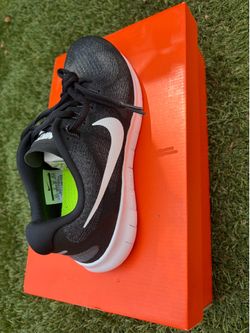 NIKE FREE RN 2017