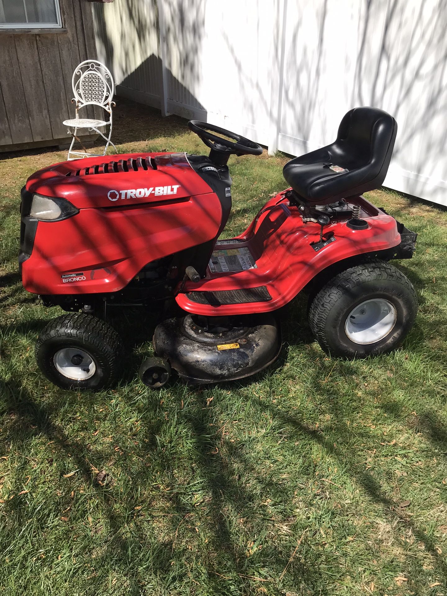 Troy-Bilt 42 Inch Cut With Automatic Transmission 