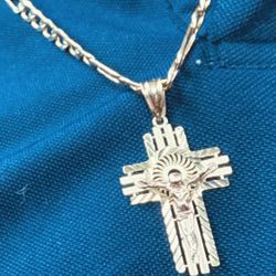 24”14 Caret Gold Necklace With Cross Pendant